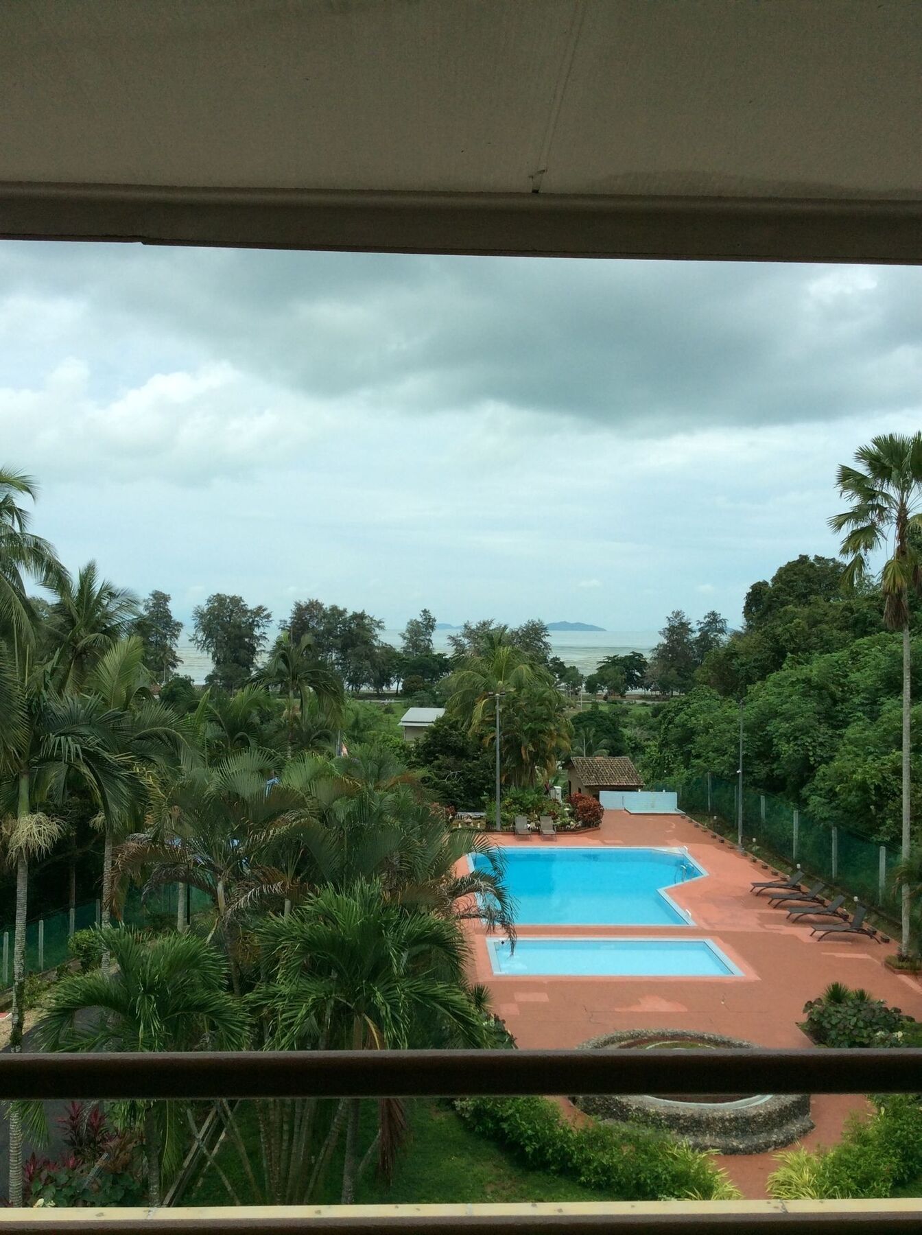 Mersing Merlin Inn Exterior photo