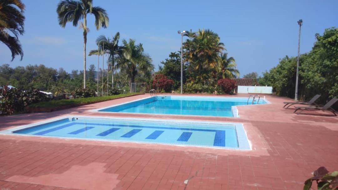 Mersing Merlin Inn Exterior photo